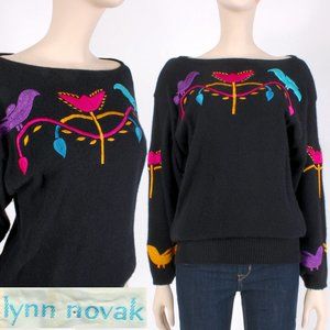 S M Vintage 80s Lynn Novak  Angora Wool Bold Embroidered SOFT Knit Sweater 1980s